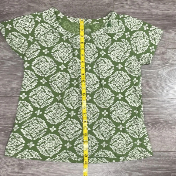 🌸 Merona Cap Sleeve Green & White Print Top Button Detail on Neckline M - Picture 7 of 9